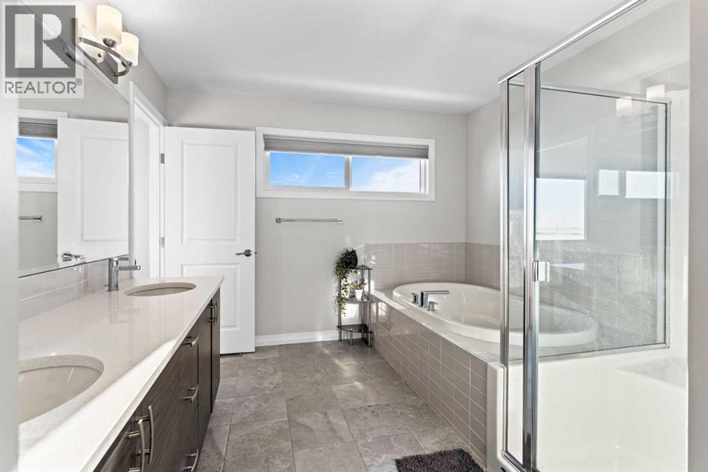 437 Corner Meadows Way NE, Calgary, Alberta  T3N 1Y7 - Photo 28 - A2299845