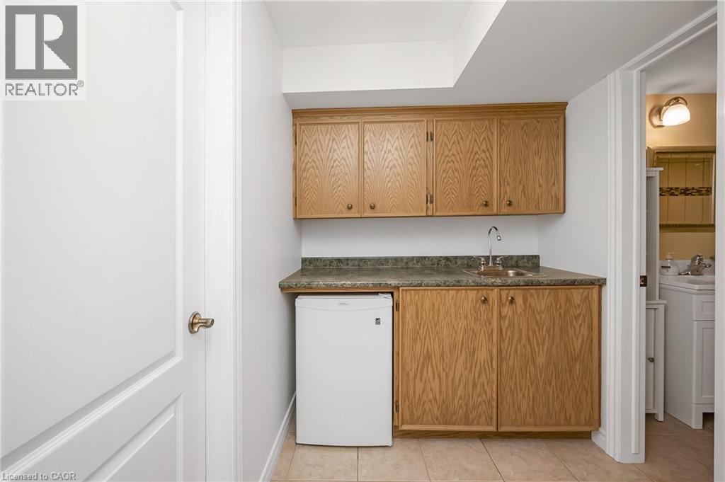 40 Wesleyan Court Unit# 45, Hamilton, Ontario  L9G 5C7 - Photo 35 - 40810673