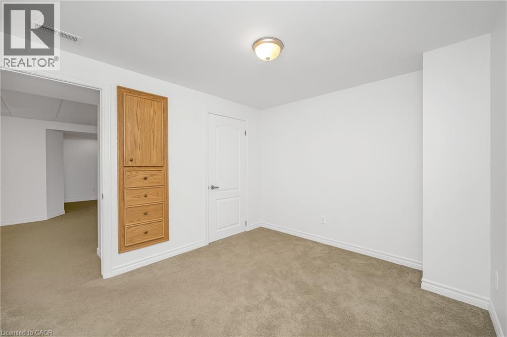 40 Wesleyan Court Unit# 45, Hamilton, Ontario  L9G 5C7 - Photo 36 - 40810673