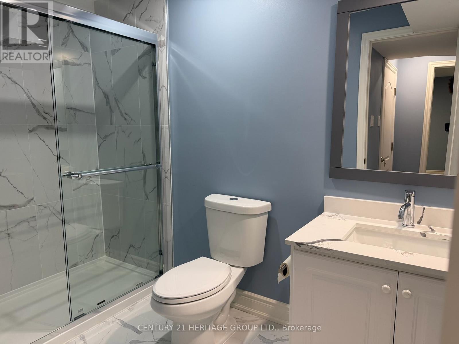 118 Sunridge Street, Richmond Hill, Ontario  L4E 3Z2 - Photo 24 - N12973532