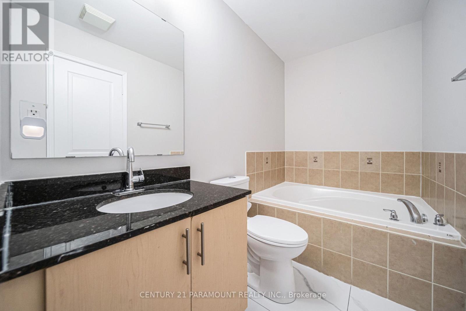 75 Crystal Glen Crescent, Brampton, Ontario  L6X 0K5 - Photo 24 - W12981530