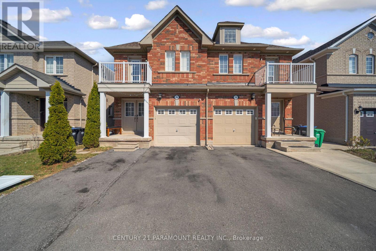 75 Crystal Glen Crescent, Brampton, Ontario  L6X 0K5 - Photo 2 - W12981530