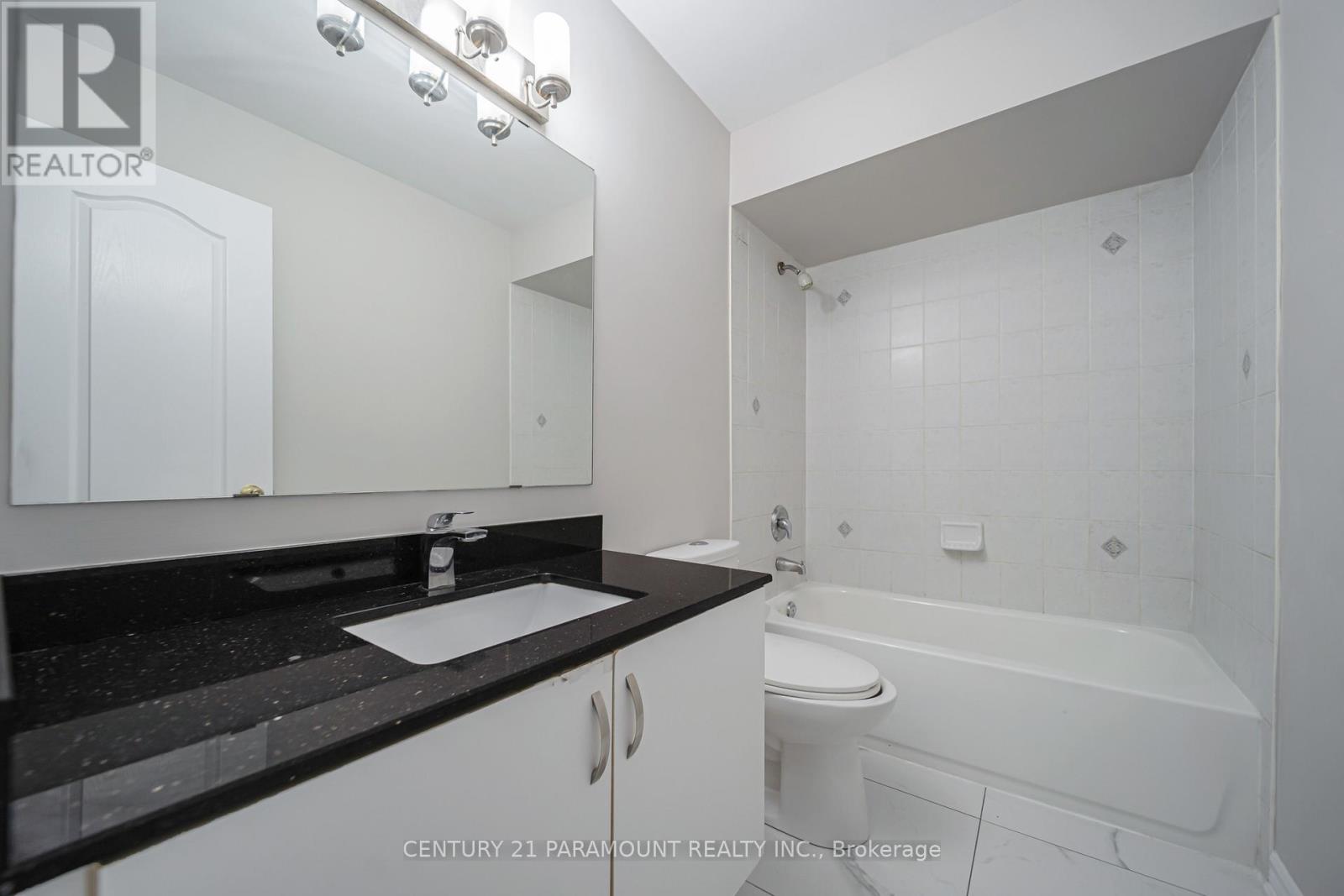 75 Crystal Glen Crescent, Brampton, Ontario  L6X 0K5 - Photo 45 - W12981530