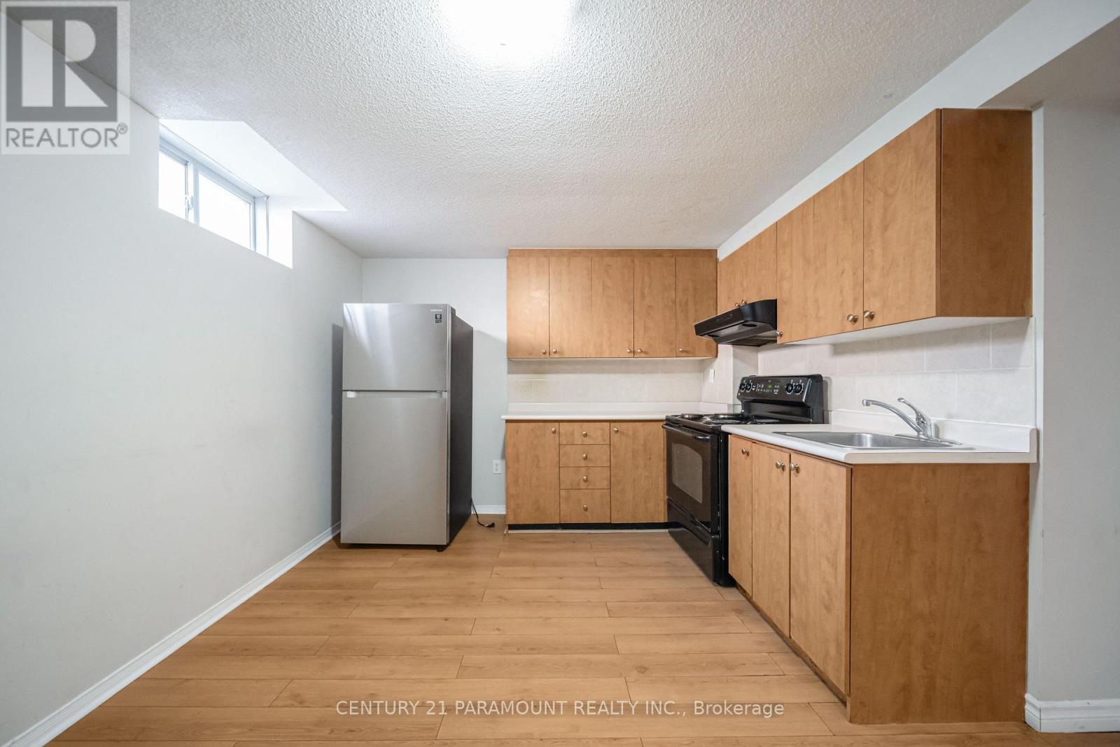 75 Crystal Glen Crescent, Brampton, Ontario  L6X 0K5 - Photo 42 - W12981530