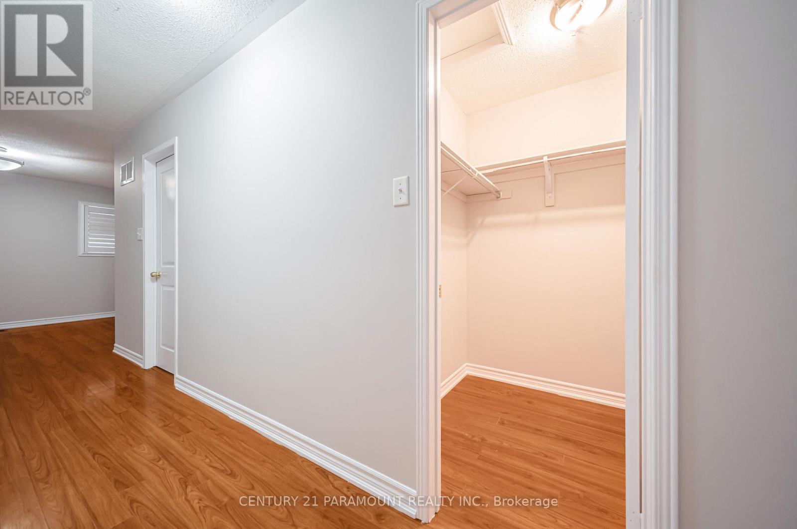 75 Crystal Glen Crescent, Brampton, Ontario  L6X 0K5 - Photo 43 - W12981530