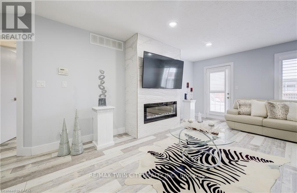 18 - 10 Isherwood Avenue, Cambridge, Ontario  N1R 8L5 - Photo 9 - X12915492