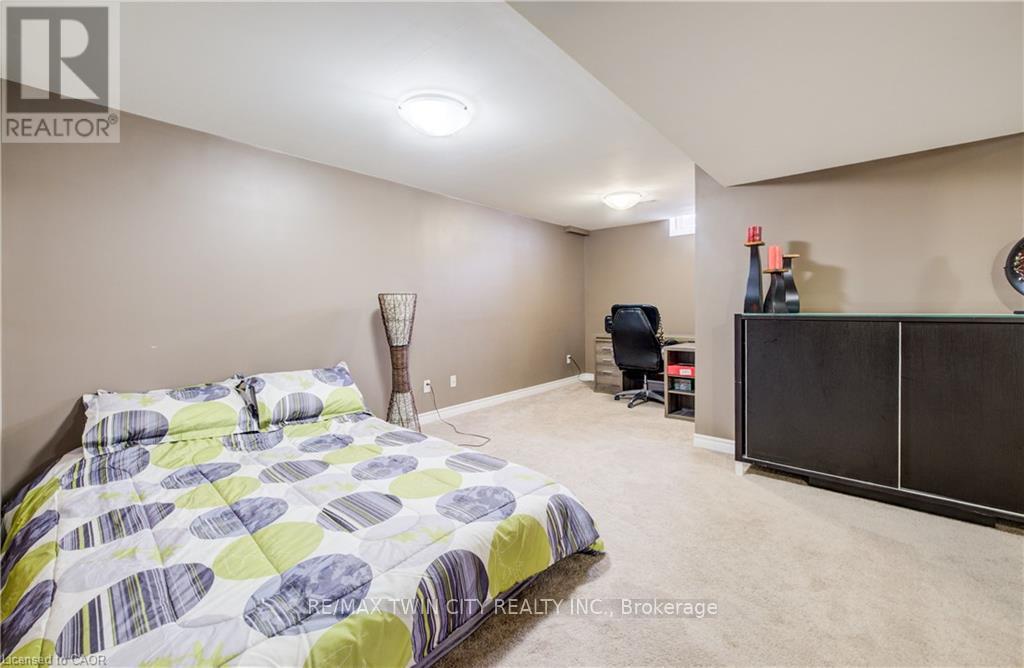 18 - 10 Isherwood Avenue, Cambridge, Ontario  N1R 8L5 - Photo 31 - X12915492