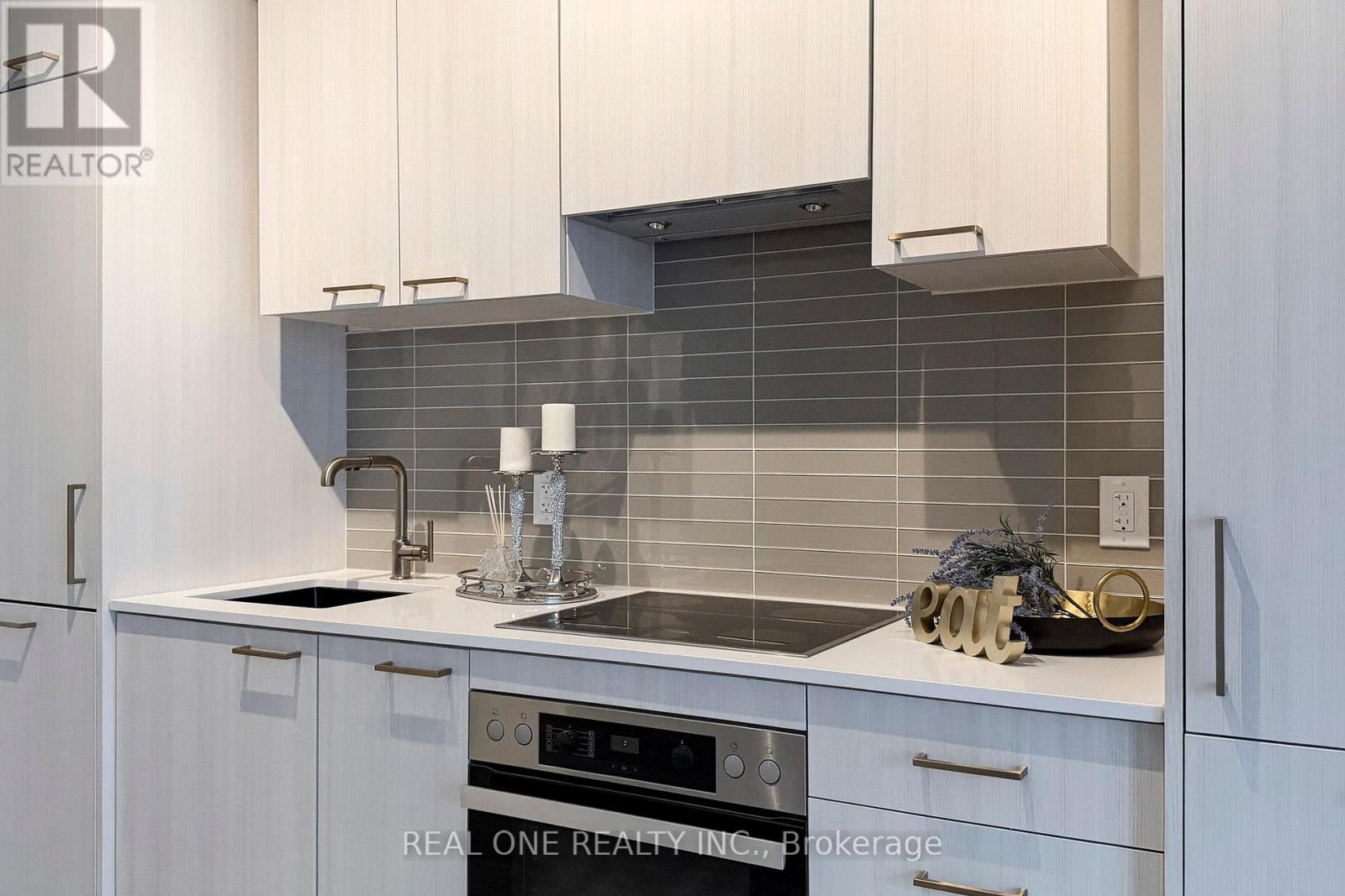 1601 - 634 Church Street, Toronto, Ontario  M4Y 2G3 - Photo 16 - C12968782