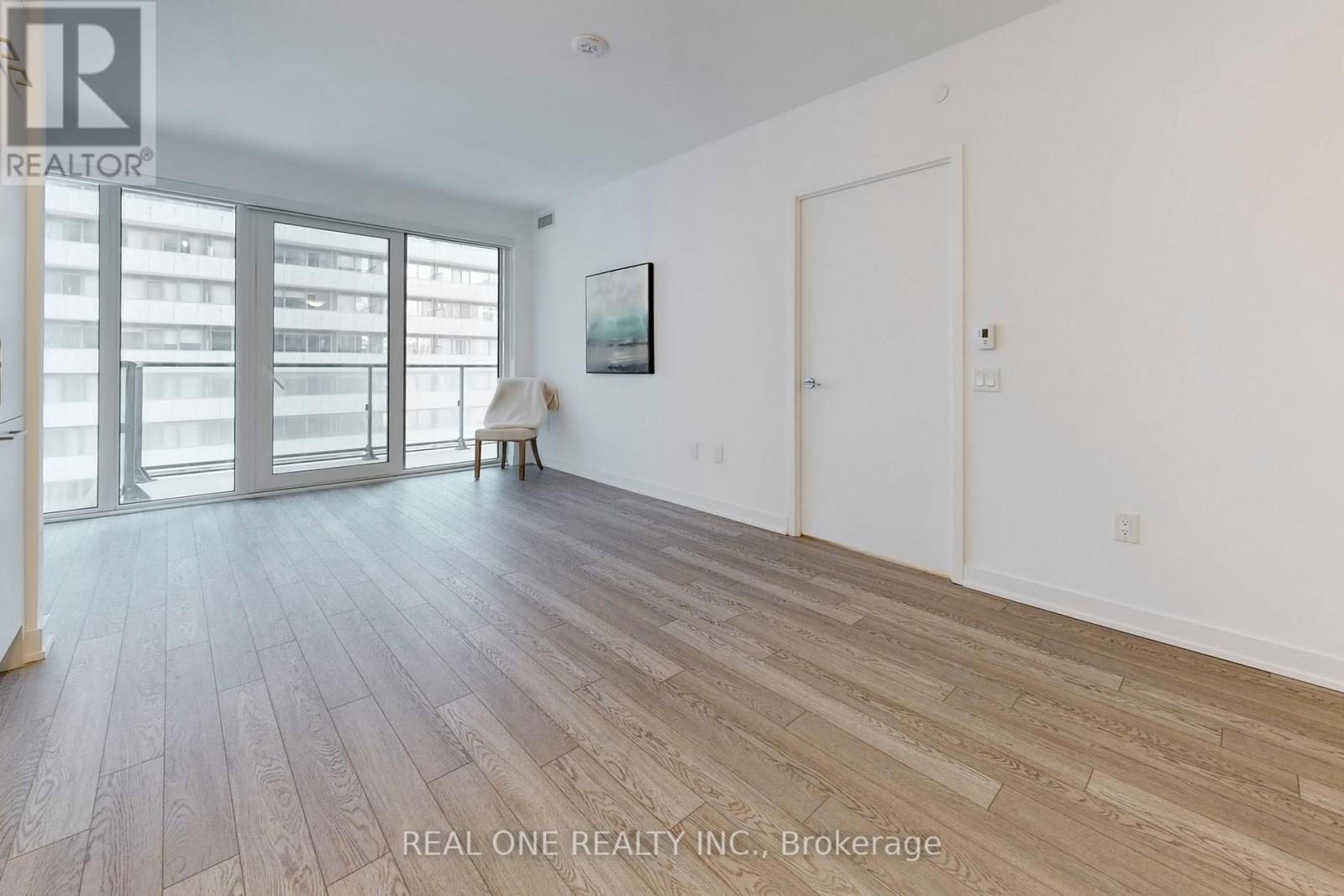 1601 - 634 Church Street, Toronto, Ontario  M4Y 2G3 - Photo 11 - C12968782