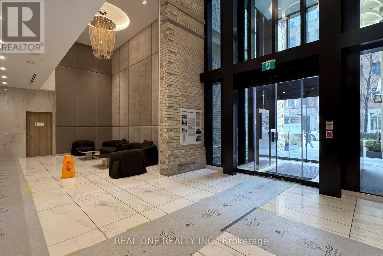 1601 - 634 Church Street, Toronto, Ontario  M4Y 2G3 - Photo 6 - C12968782