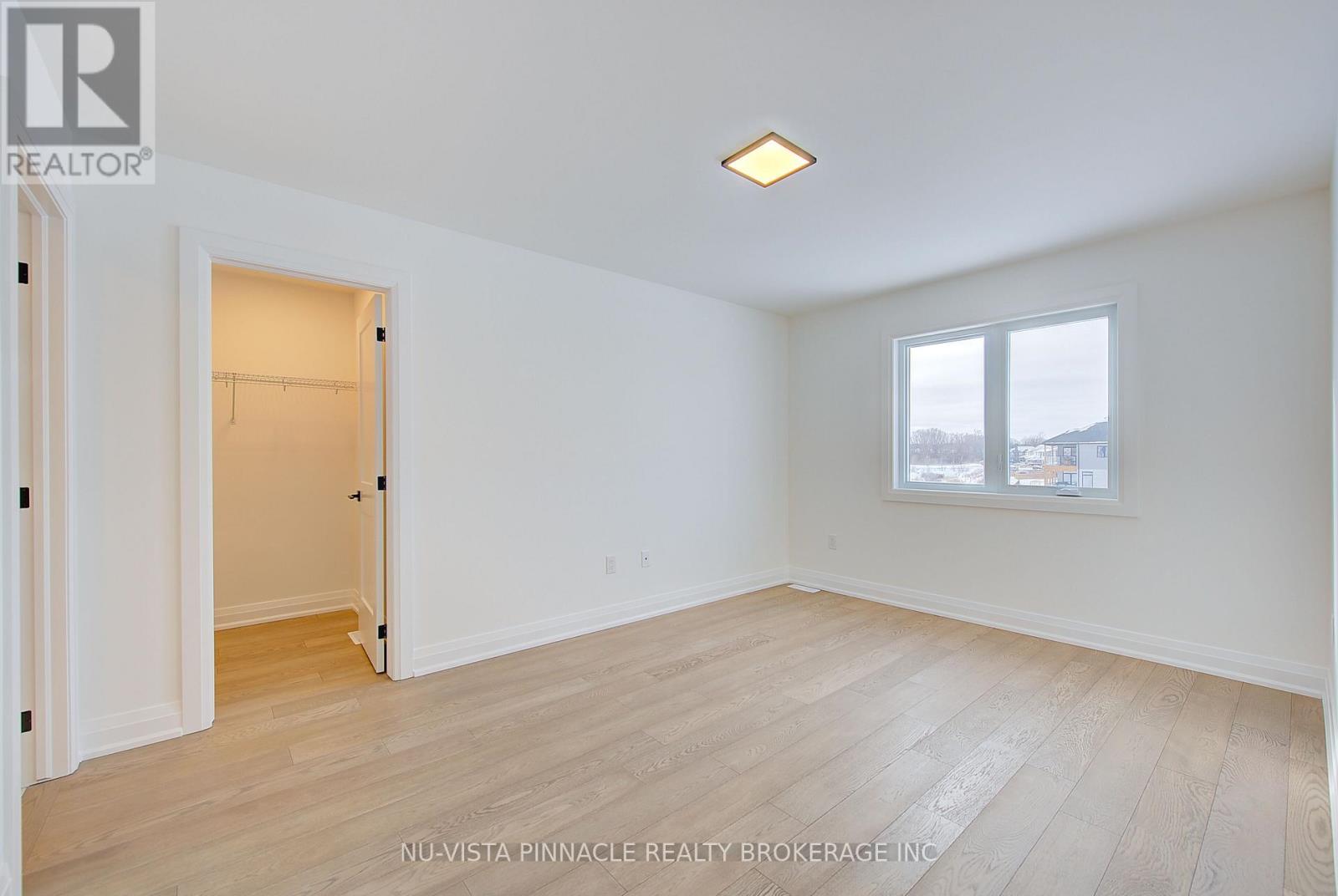 2693 Heardcreek Trail, London North, Ontario  N6G 0Z8 - Photo 36 - X12975616