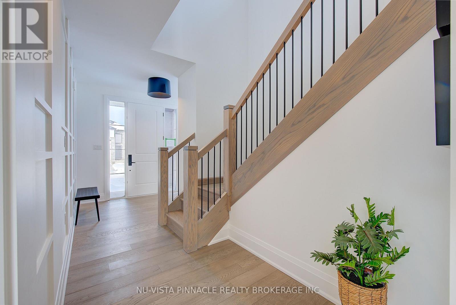 2693 Heardcreek Trail, London North, Ontario  N6G 0Z8 - Photo 4 - X12975616