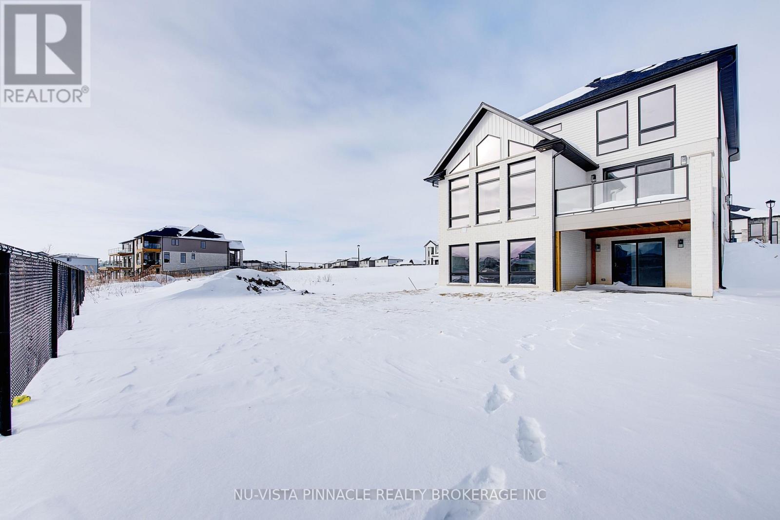 2693 Heardcreek Trail, London North, Ontario  N6G 0Z8 - Photo 49 - X12975616