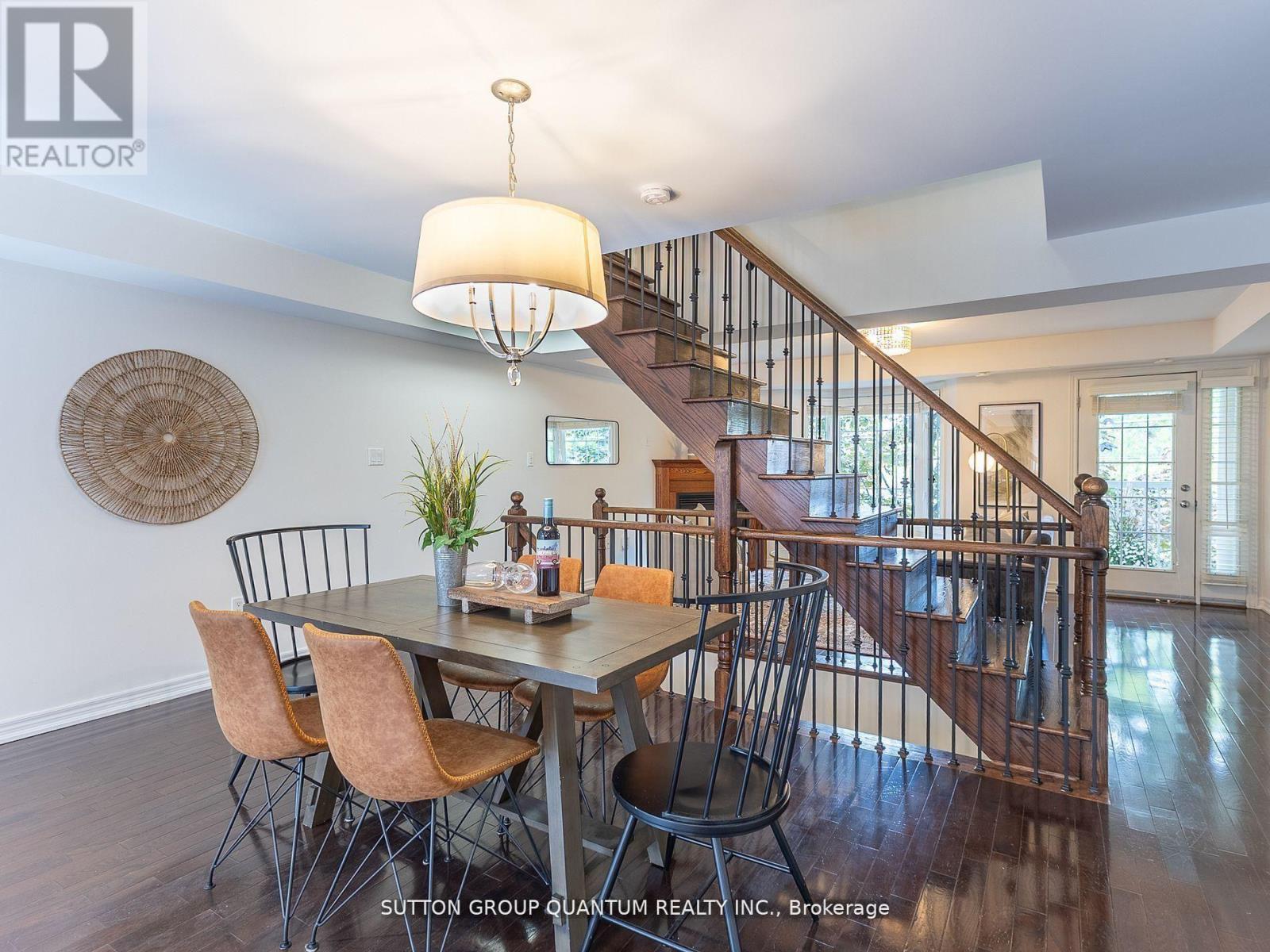 50 Rosewood Avenue, Mississauga, Ontario  L5G 4W3 - Photo 10 - W12981742