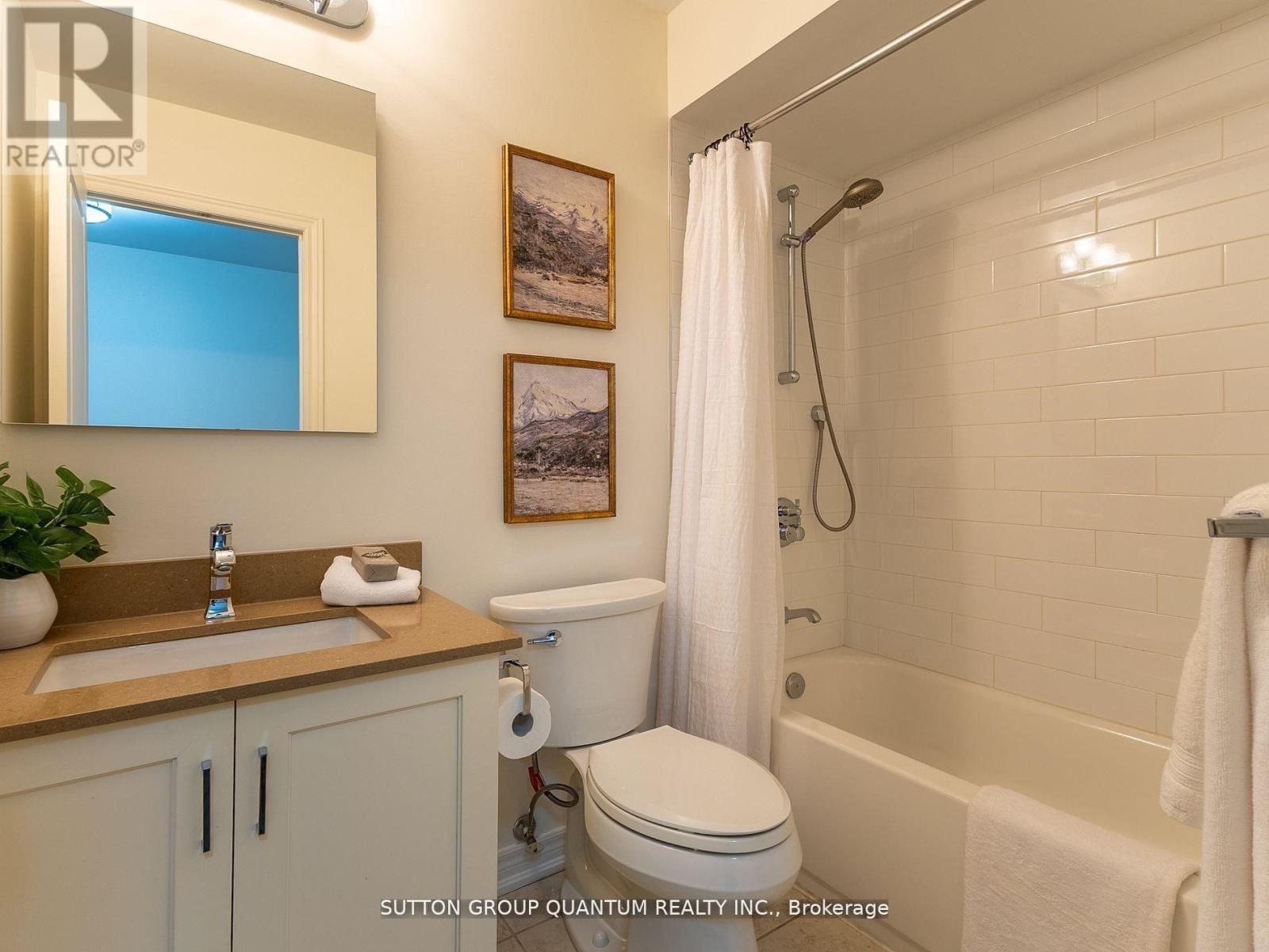 50 Rosewood Avenue, Mississauga, Ontario  L5G 4W3 - Photo 27 - W12981742