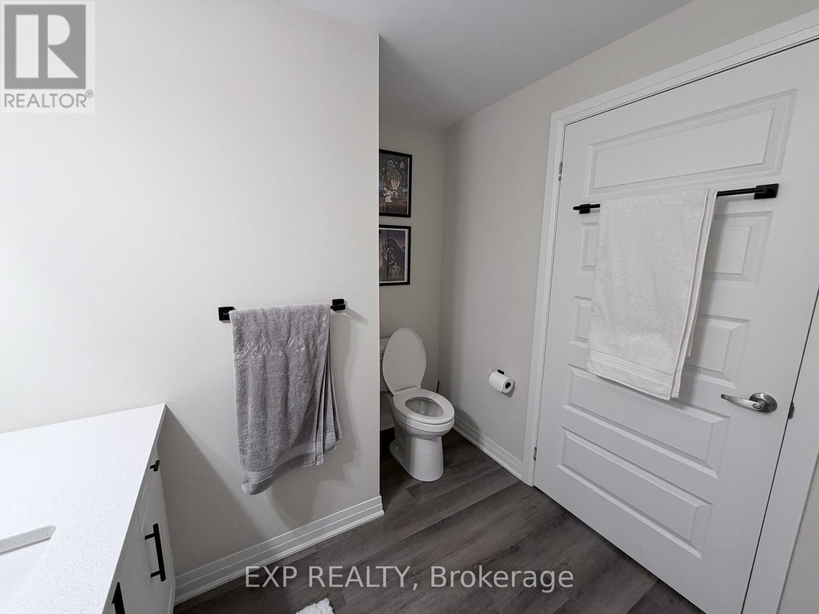 513 - 610 Farmstead Drive, Milton, Ontario  L9T 8X5 - Photo 12 - W12981746