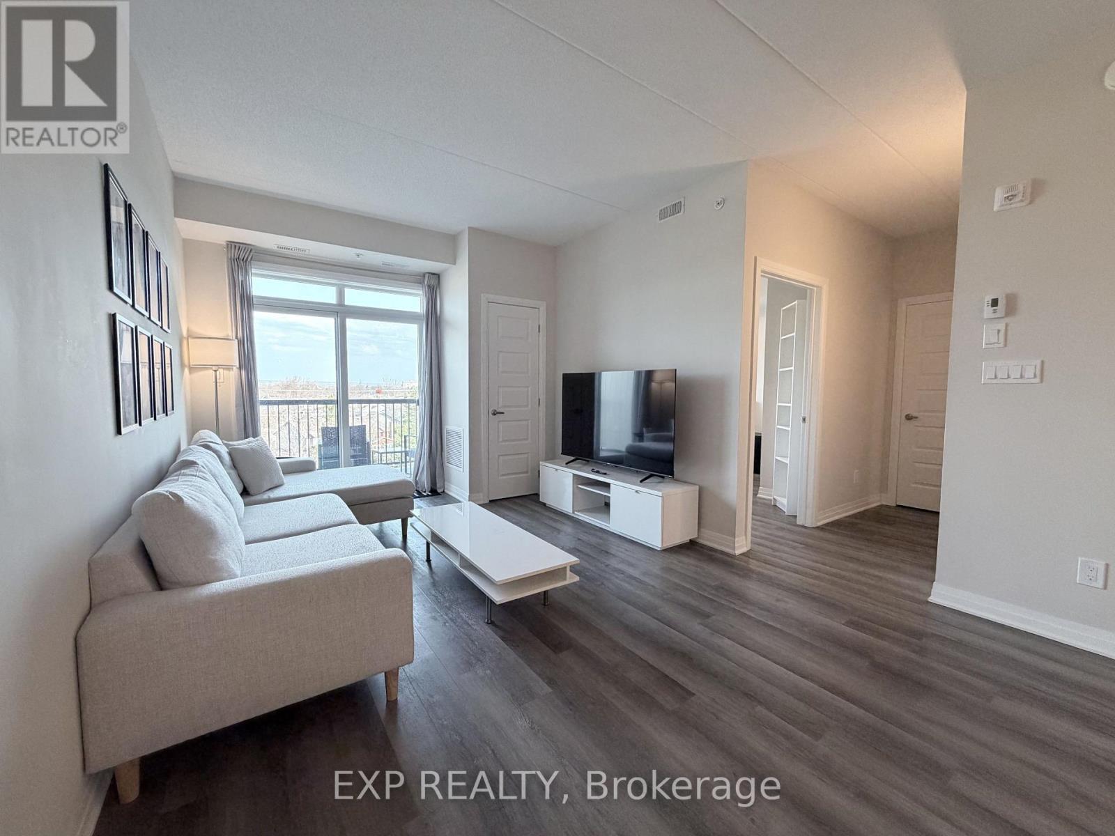 513 - 610 Farmstead Drive, Milton, Ontario  L9T 8X5 - Photo 6 - W12981746