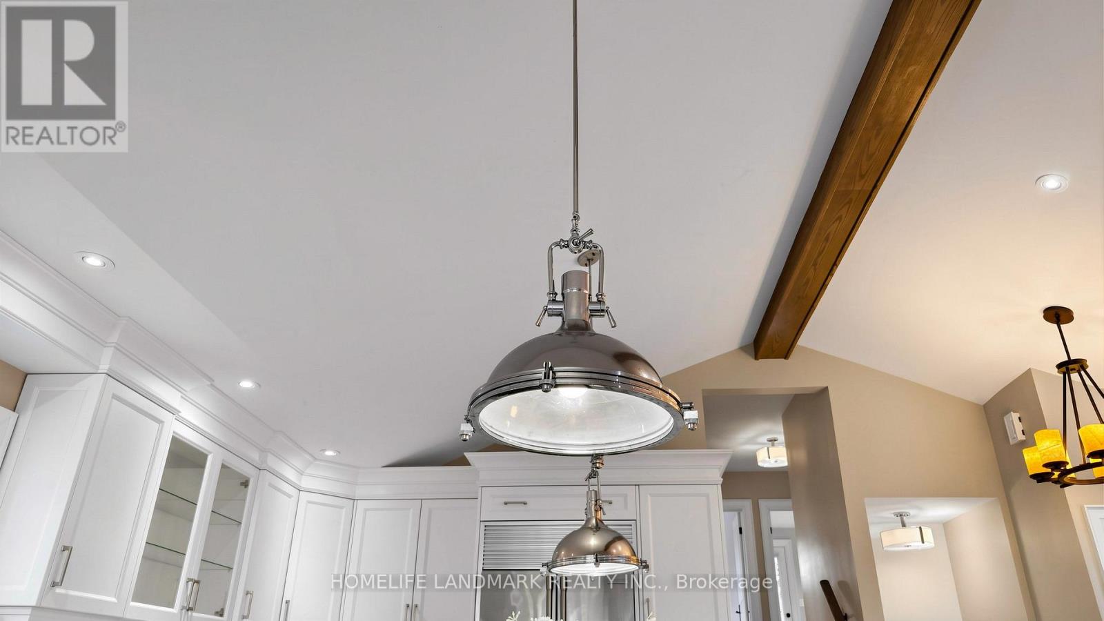 1549 Elite Road, Mississauga, Ontario  L5J 3B3 - Photo 21 - W12981758