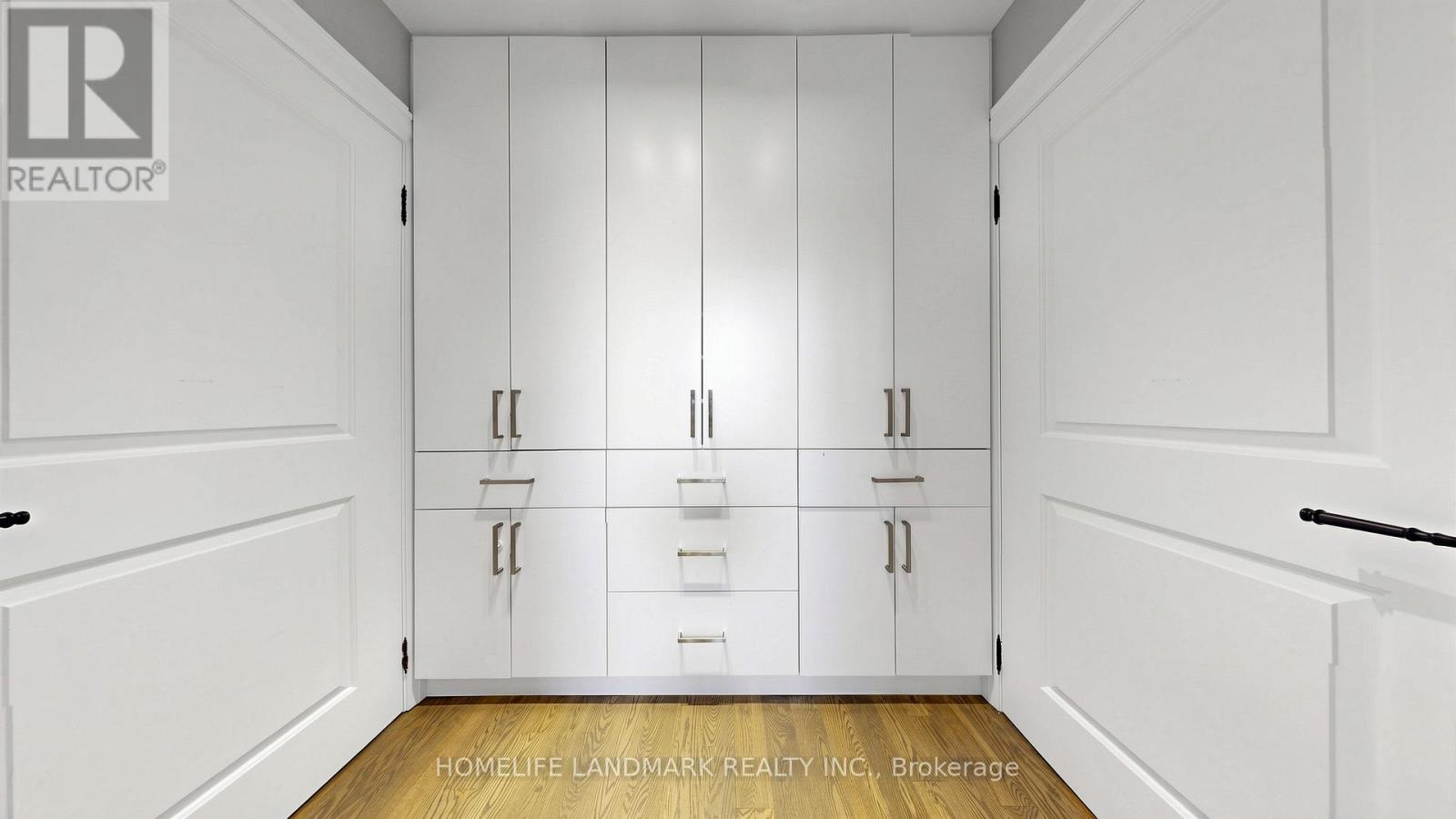 1549 Elite Road, Mississauga, Ontario  L5J 3B3 - Photo 26 - W12981758