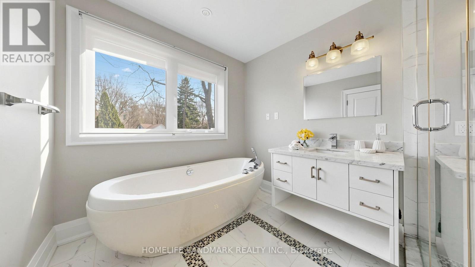 1549 Elite Road, Mississauga, Ontario  L5J 3B3 - Photo 31 - W12981758