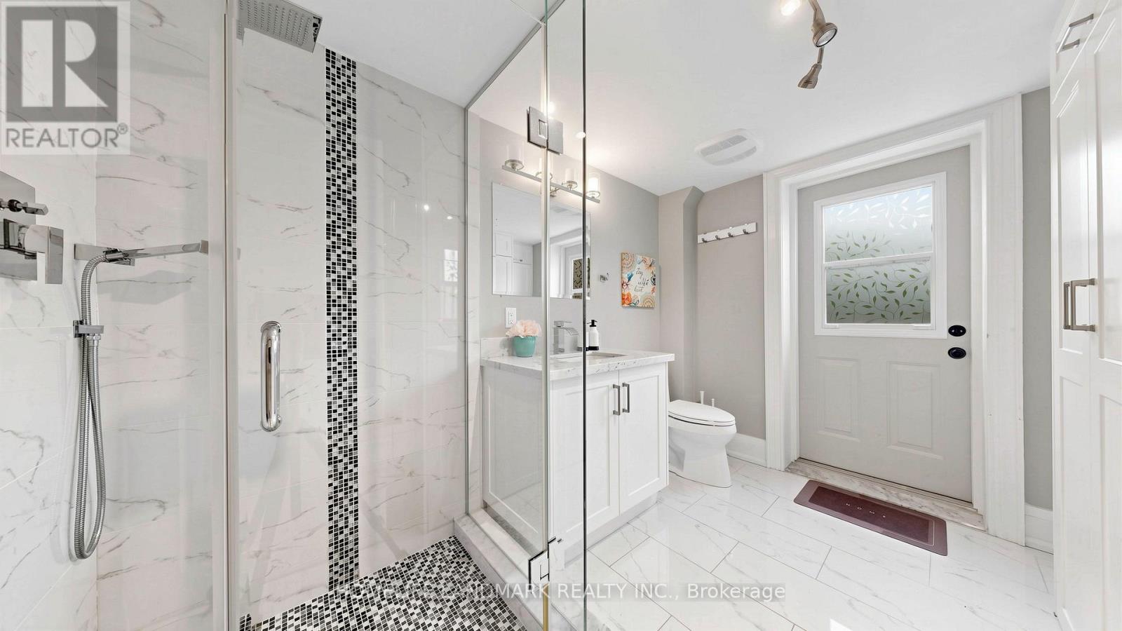 1549 Elite Road, Mississauga, Ontario  L5J 3B3 - Photo 36 - W12981758