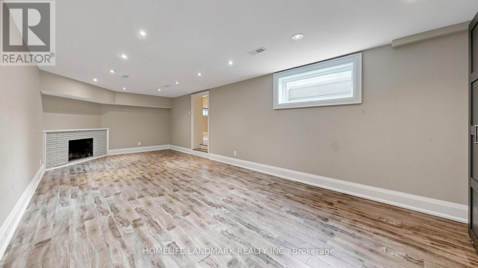 1549 Elite Road, Mississauga, Ontario  L5J 3B3 - Photo 38 - W12981758