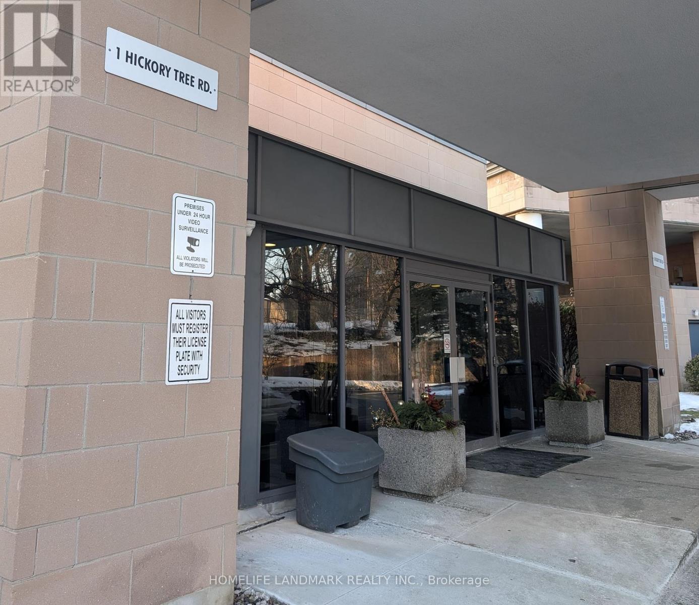 004 - 1 Hickory Tree Road, Toronto, Ontario  M9N 3W4 - Photo 2 - W12981762