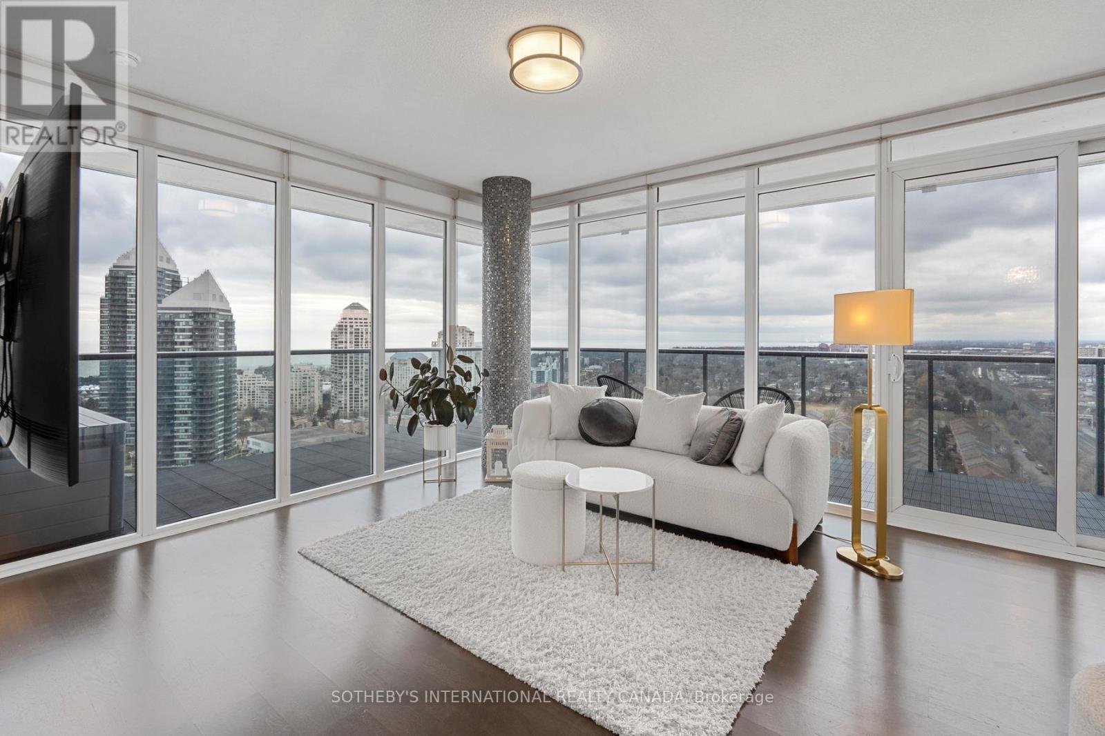 2605 - 88 Park Lawn Road, Toronto, Ontario  M8Y 0B5 - Photo 9 - W12981770