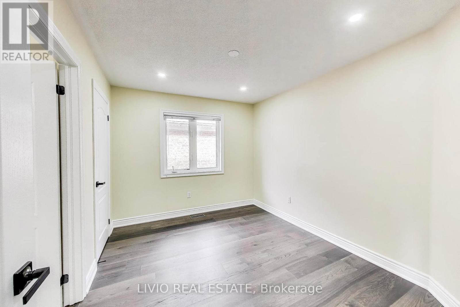 232 Thorndale Road, Brampton, Ontario  L6P 3H5 - Photo 40 - W12981776