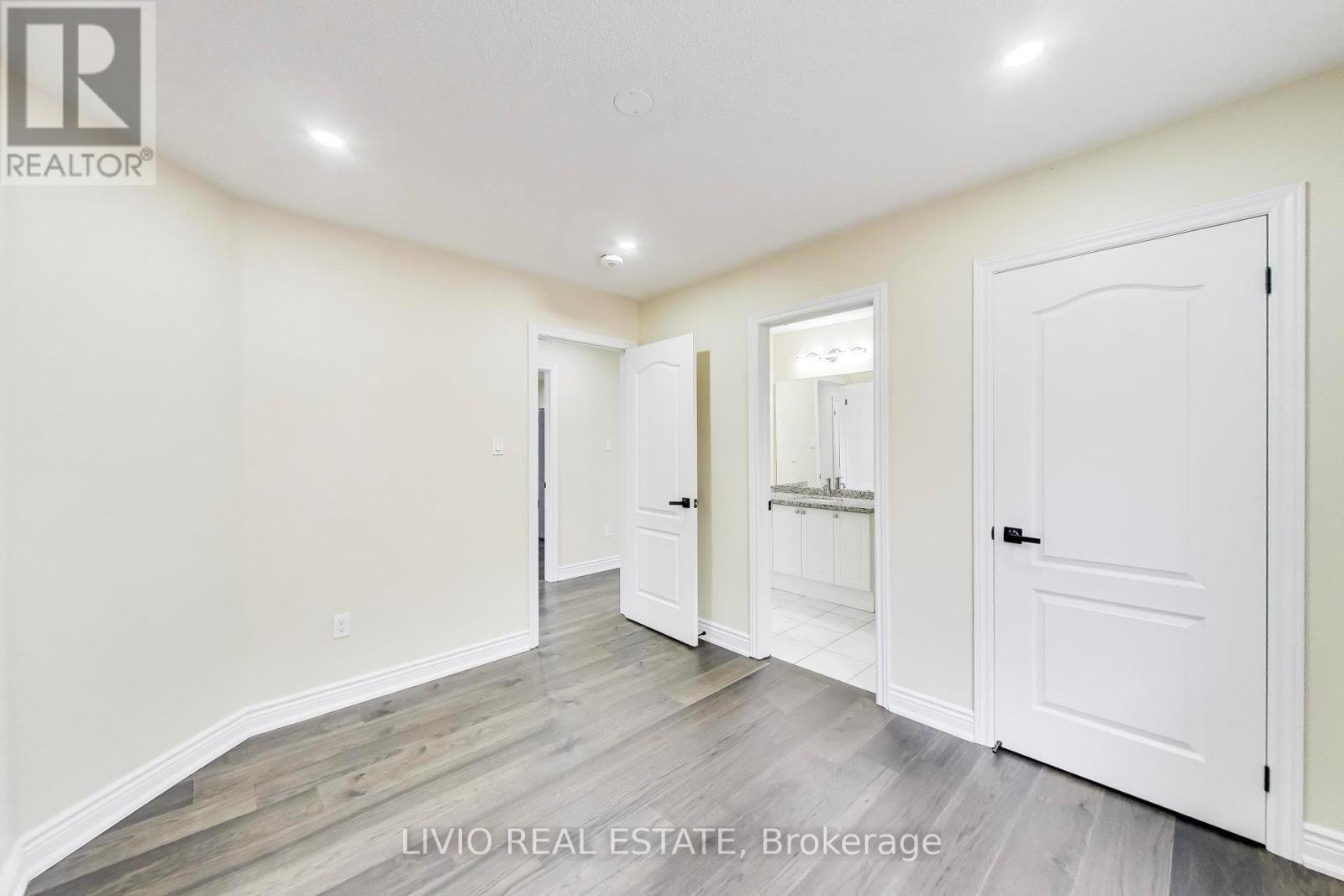 232 Thorndale Road, Brampton, Ontario  L6P 3H5 - Photo 41 - W12981776