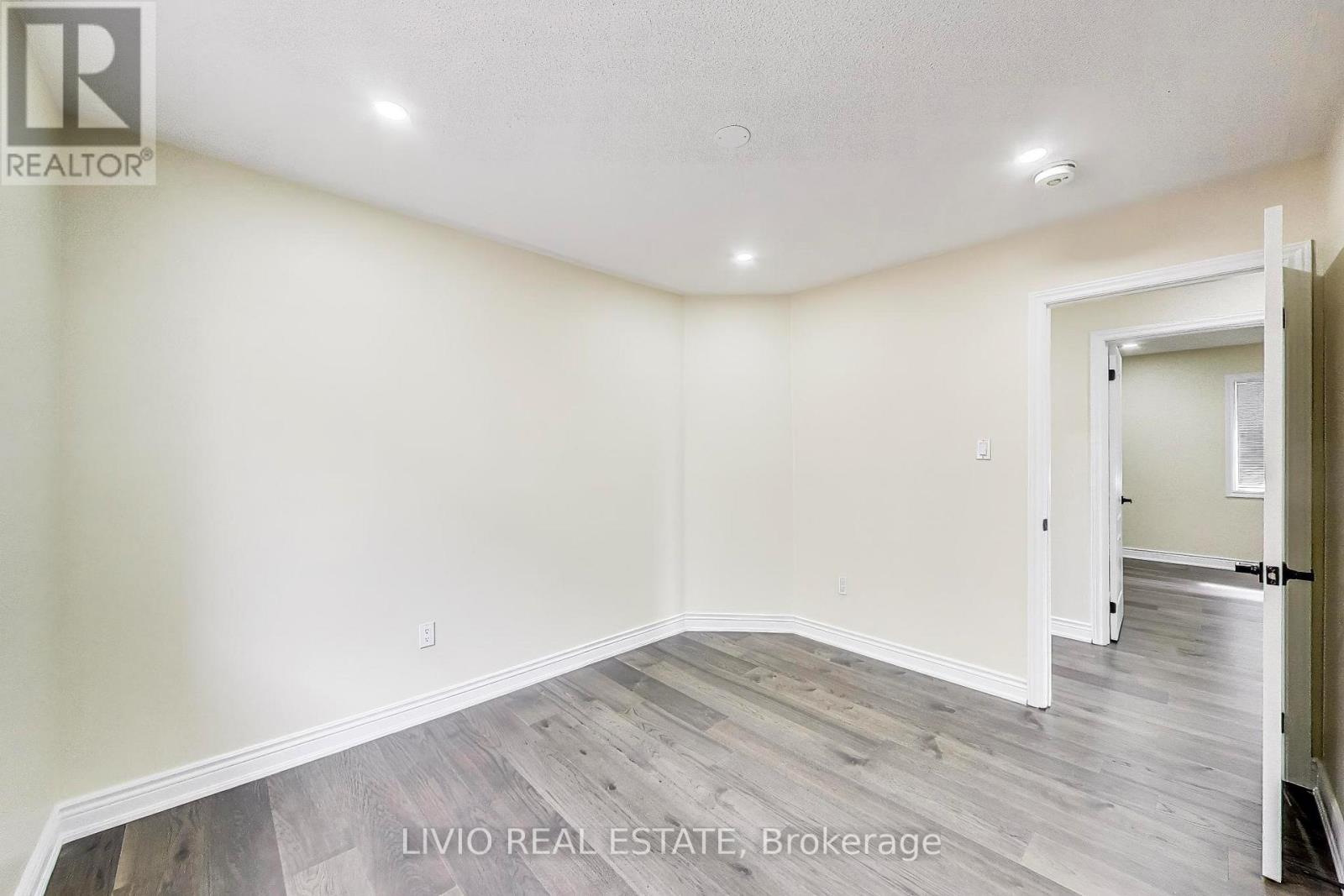 232 Thorndale Road, Brampton, Ontario  L6P 3H5 - Photo 42 - W12981776