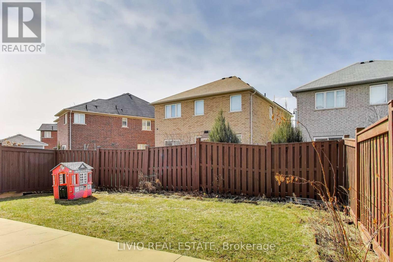 232 Thorndale Road, Brampton, Ontario  L6P 3H5 - Photo 46 - W12981776