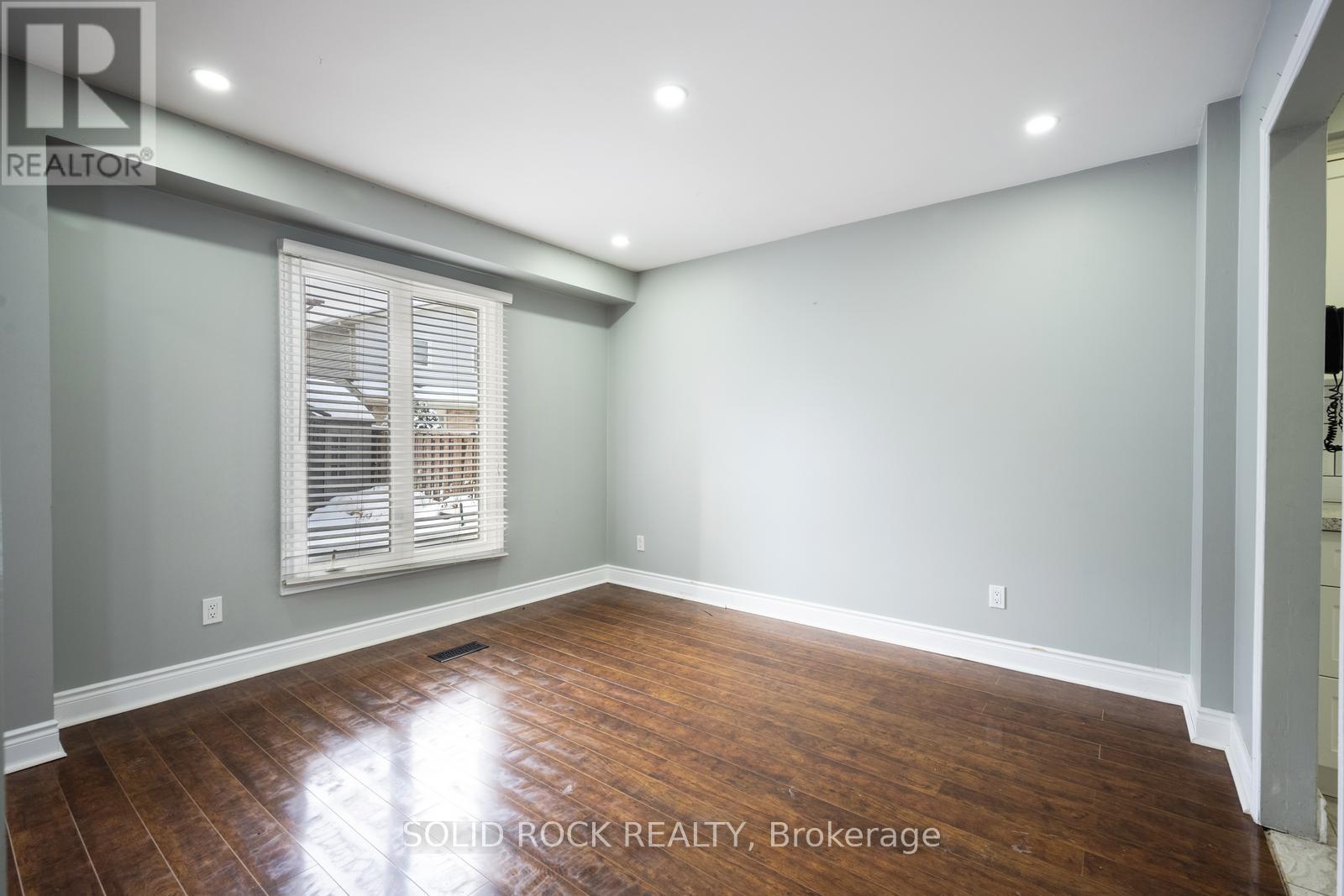 12 Torrance Wood, Brampton, Ontario  L6Y 2N3 - Photo 12 - W12981810