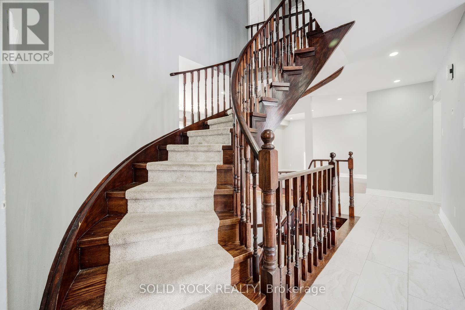 12 Torrance Wood, Brampton, Ontario  L6Y 2N3 - Photo 23 - W12981810