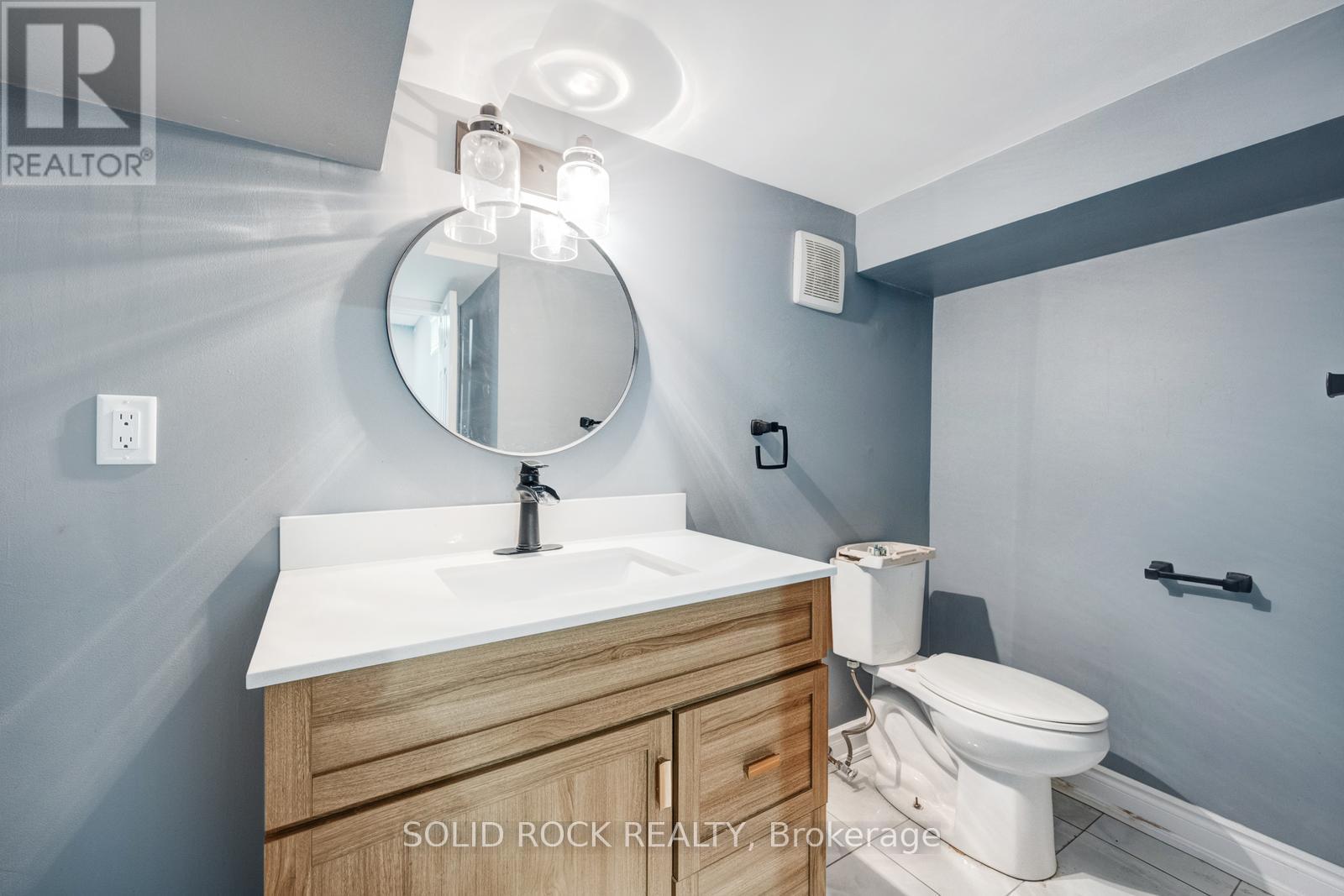 12 Torrance Wood, Brampton, Ontario  L6Y 2N3 - Photo 44 - W12981810