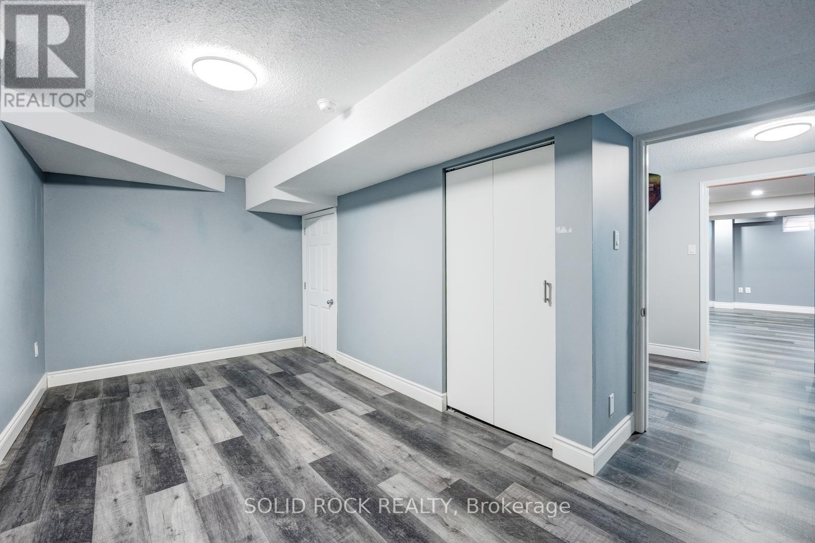 12 Torrance Wood, Brampton, Ontario  L6Y 2N3 - Photo 45 - W12981810