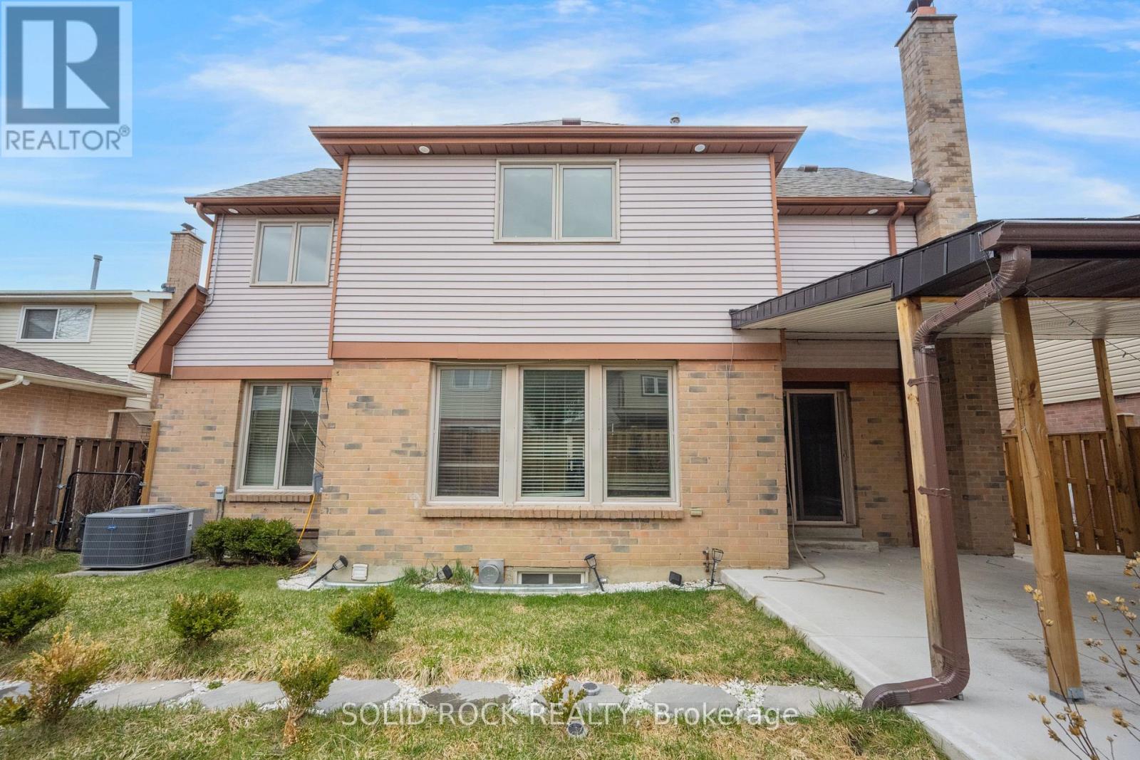 12 Torrance Wood, Brampton, Ontario  L6Y 2N3 - Photo 47 - W12981810