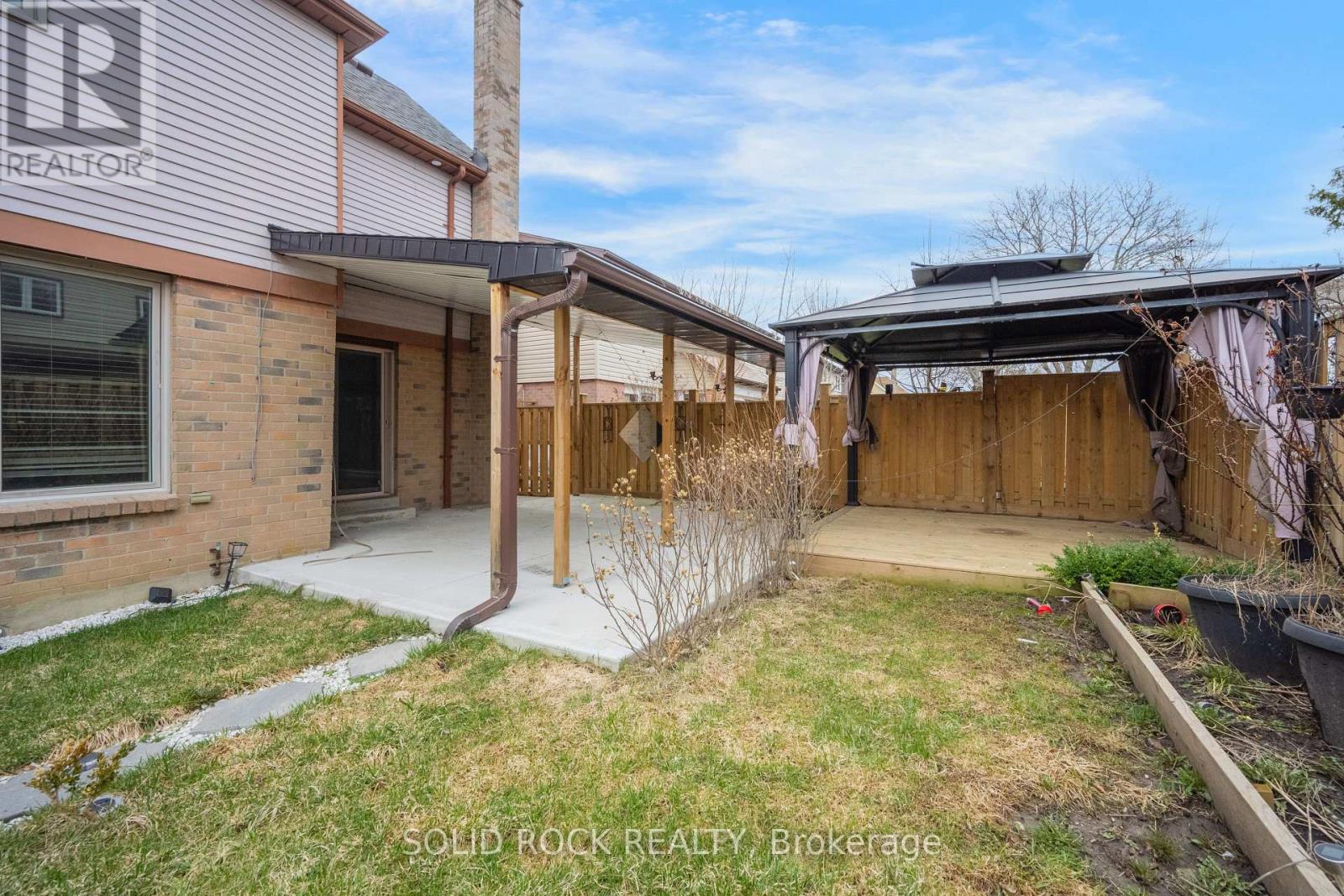 12 Torrance Wood, Brampton, Ontario  L6Y 2N3 - Photo 48 - W12981810