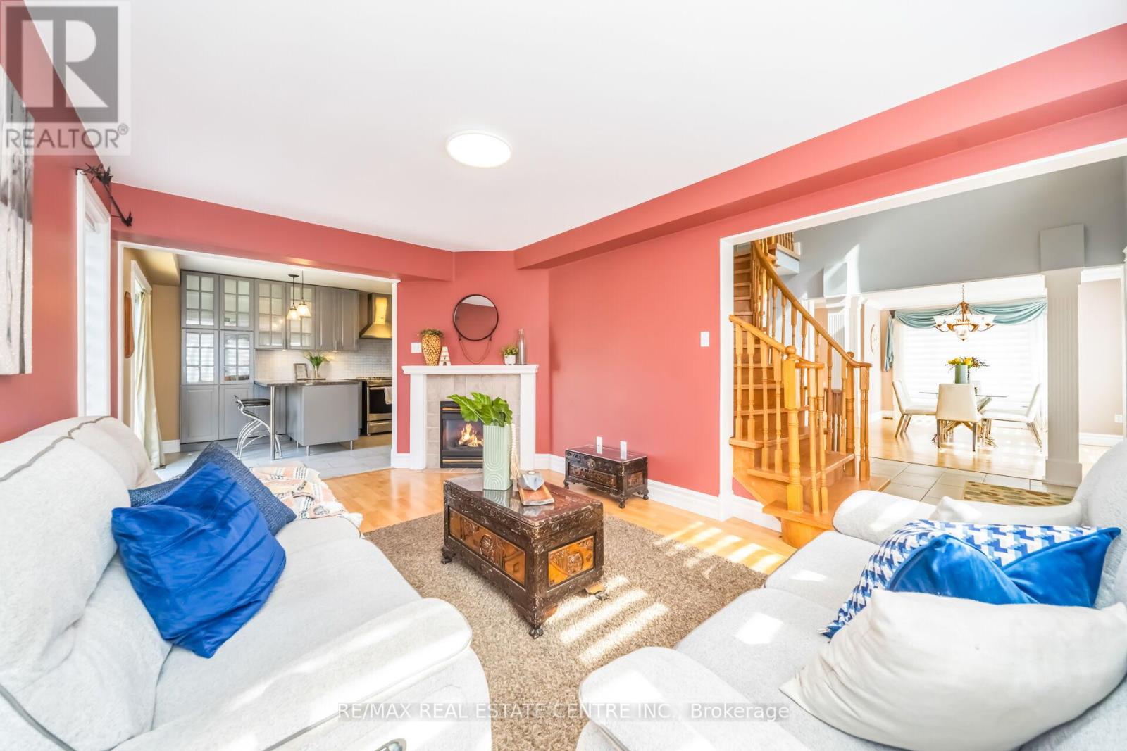 51 Pebblestone Circle, Brampton, Ontario  L6X 4N2 - Photo 16 - W12981898