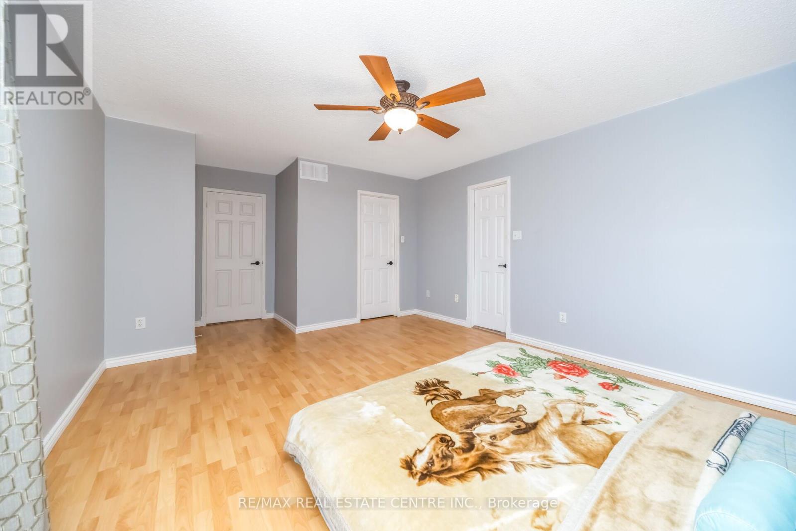 51 Pebblestone Circle, Brampton, Ontario  L6X 4N2 - Photo 29 - W12981898