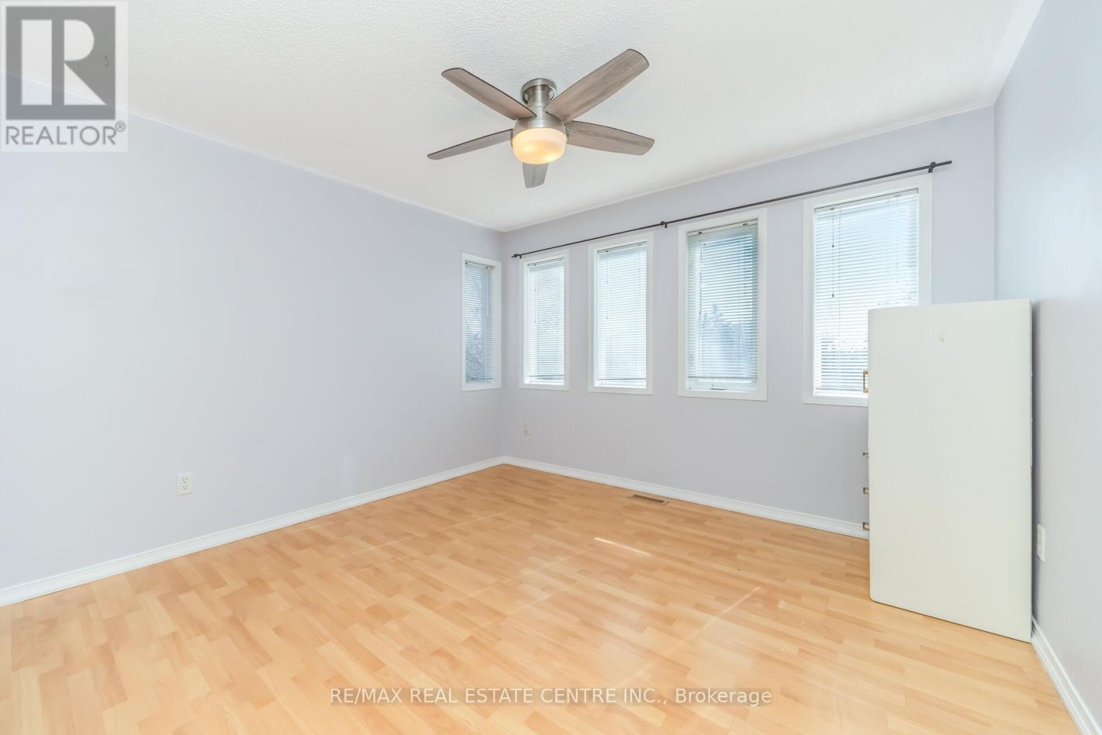 51 Pebblestone Circle, Brampton, Ontario  L6X 4N2 - Photo 33 - W12981898