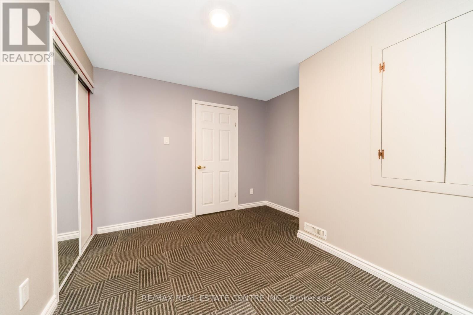 51 Pebblestone Circle, Brampton, Ontario  L6X 4N2 - Photo 42 - W12981898