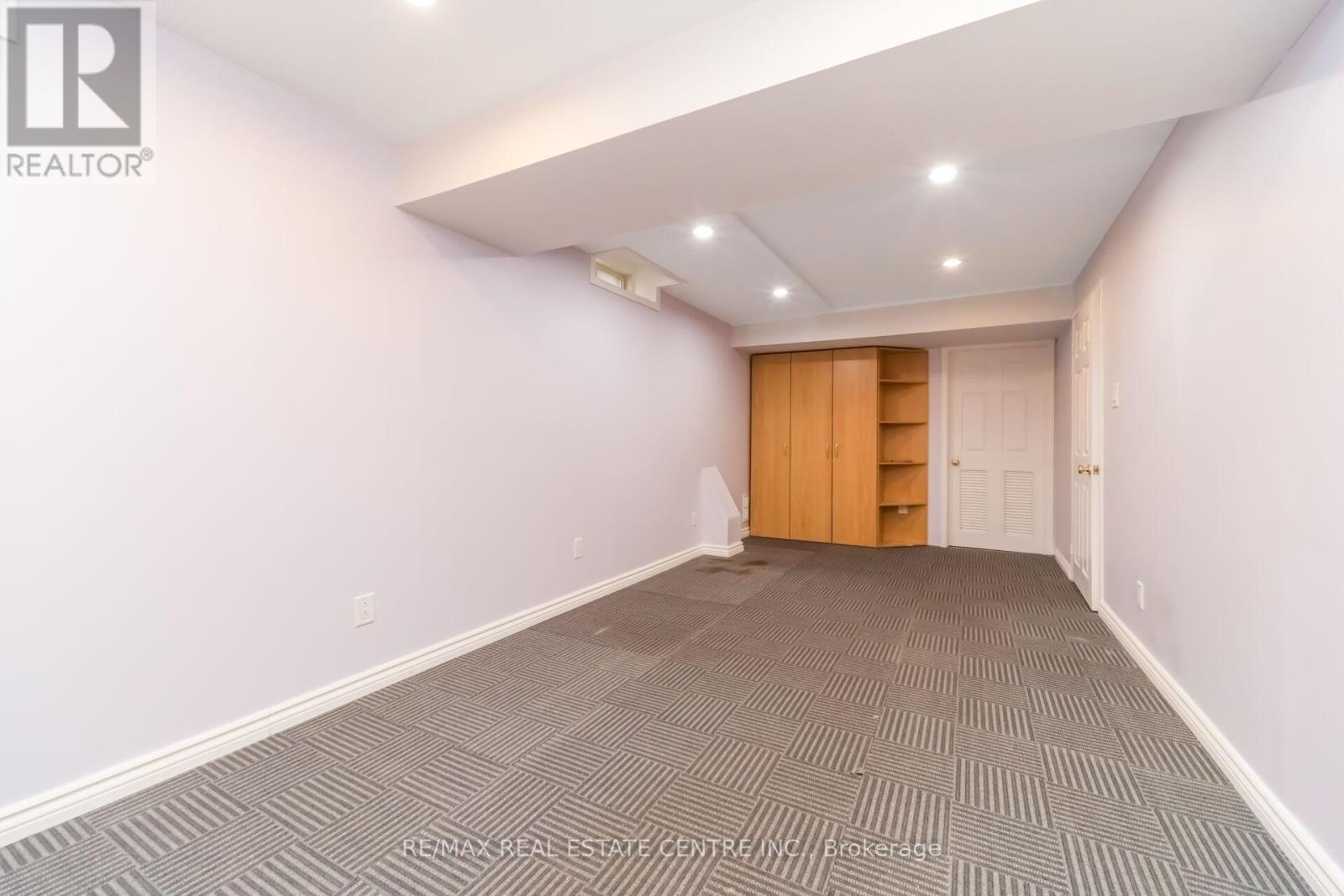 51 Pebblestone Circle, Brampton, Ontario  L6X 4N2 - Photo 44 - W12981898