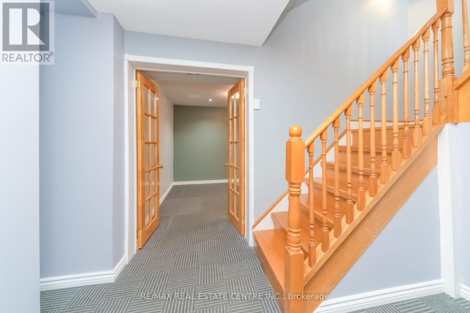 51 Pebblestone Circle, Brampton, Ontario  L6X 4N2 - Photo 46 - W12981898