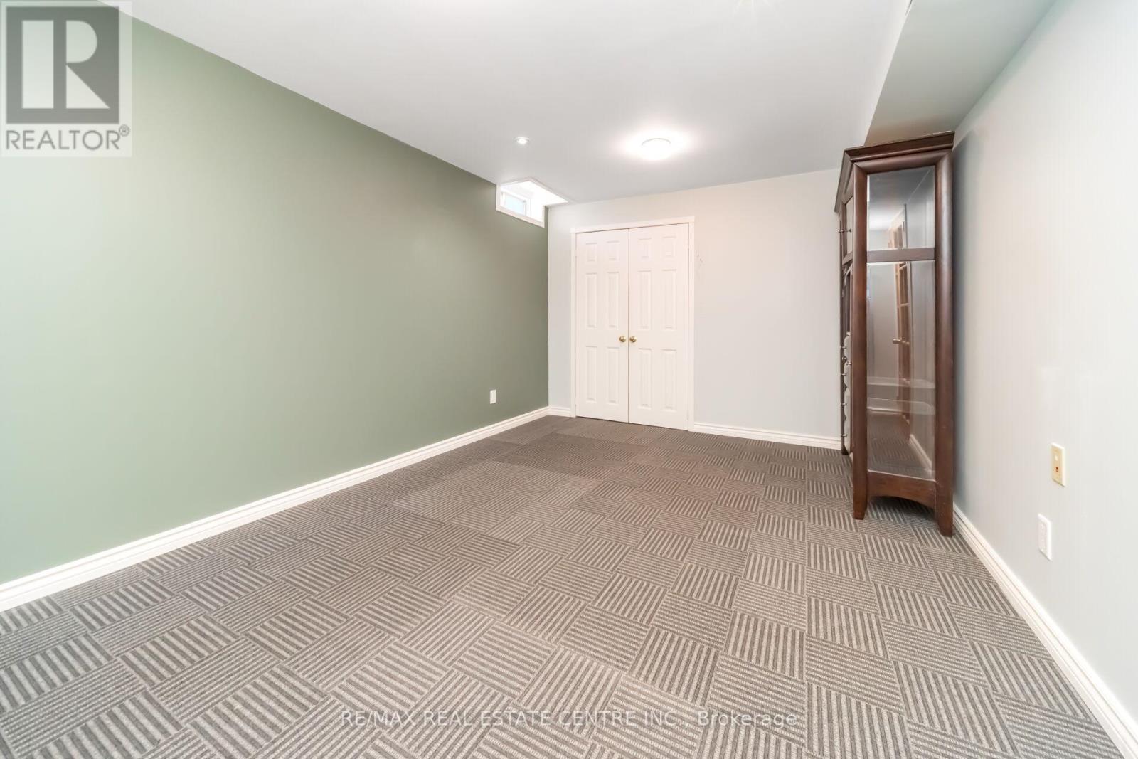 51 Pebblestone Circle, Brampton, Ontario  L6X 4N2 - Photo 47 - W12981898