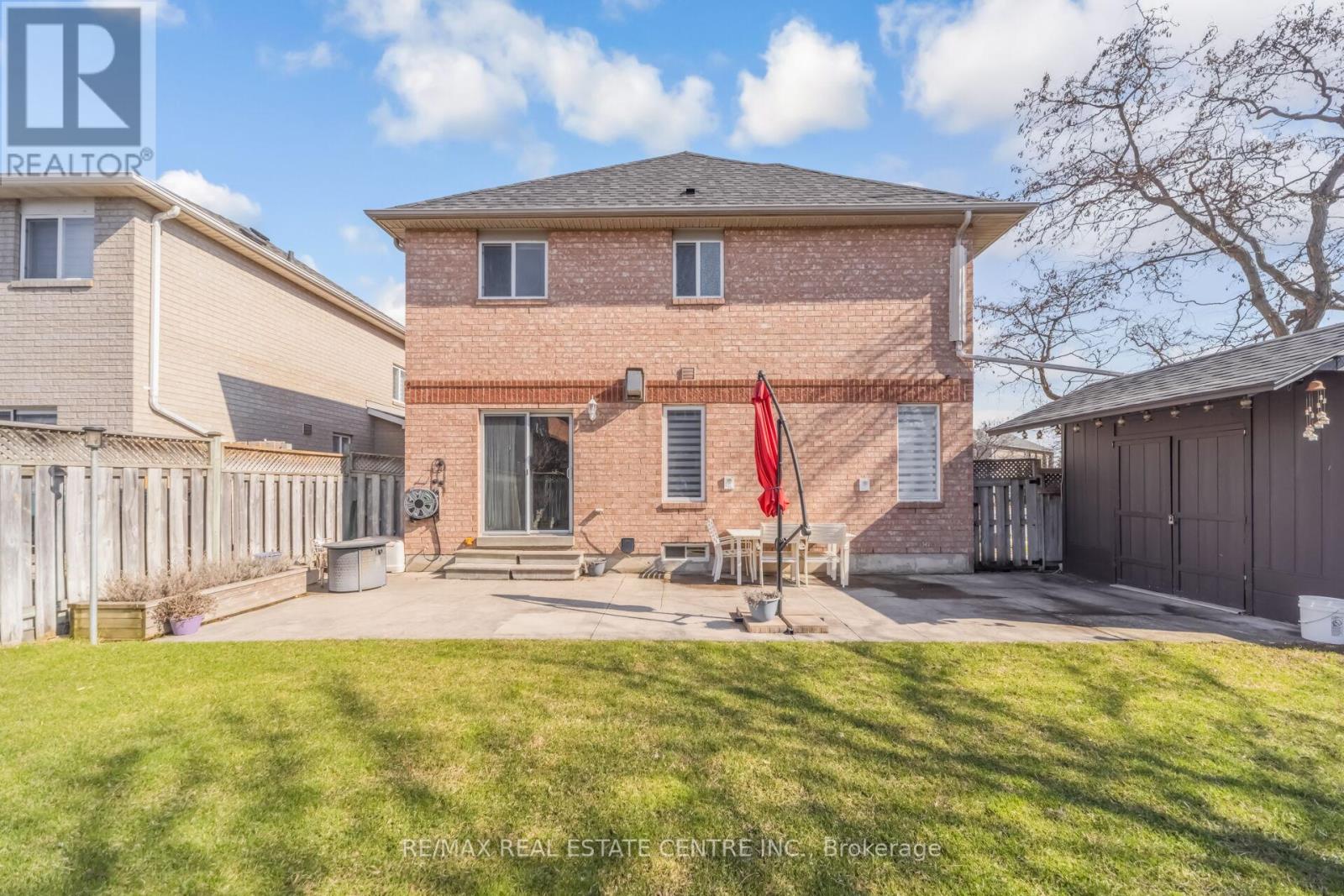 51 Pebblestone Circle, Brampton, Ontario  L6X 4N2 - Photo 50 - W12981898