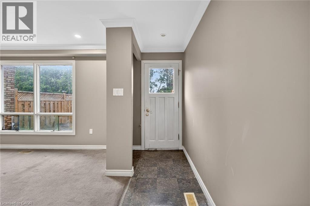 124 Aylmer Crescent, Stoney Creek, Ontario  L8J 1K3 - Photo 12 - 40819571