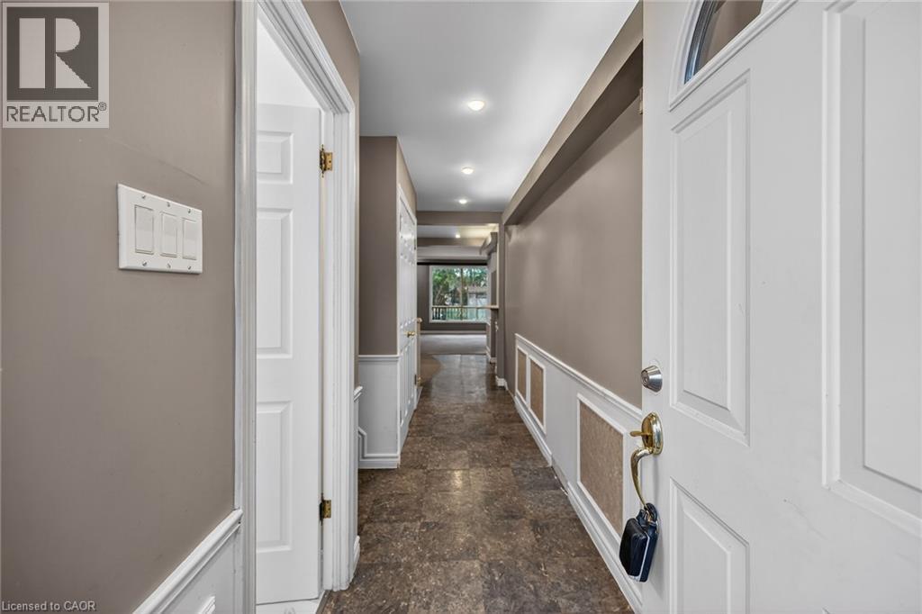 124 Aylmer Crescent, Stoney Creek, Ontario  L8J 1K3 - Photo 3 - 40819571