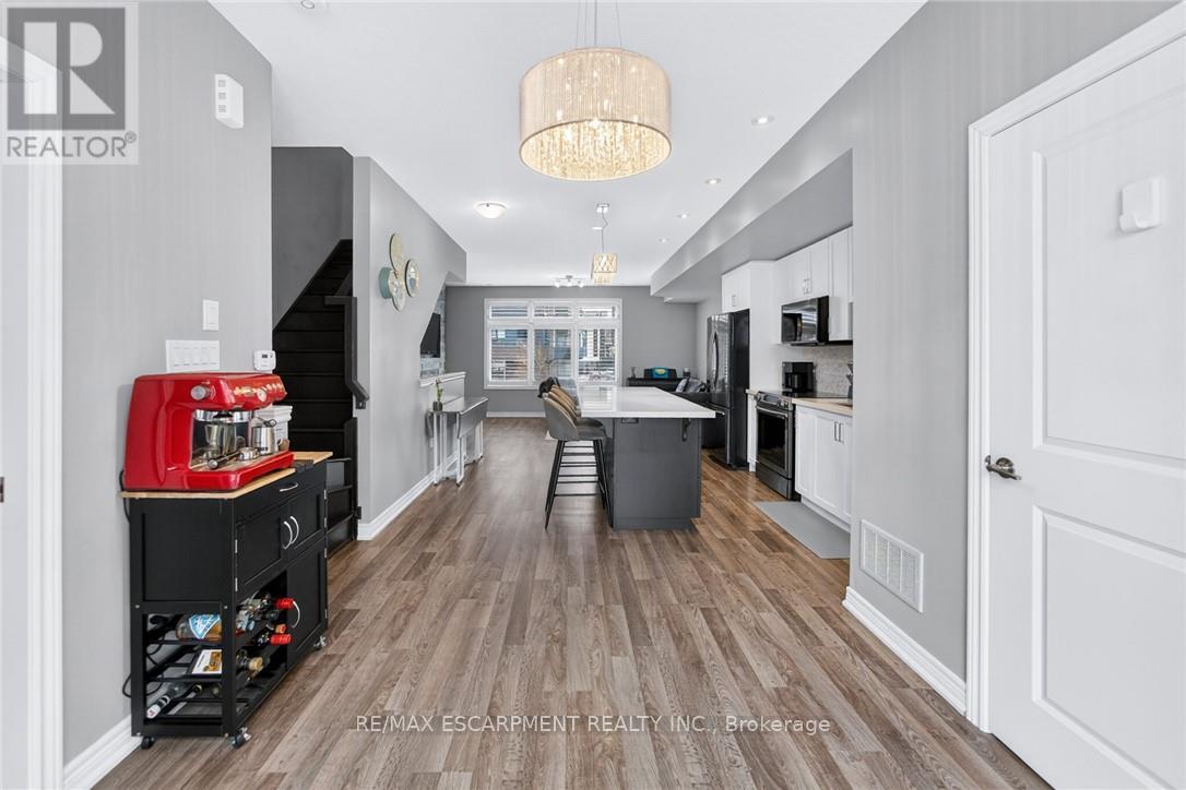 29 Esplanade Lane, Grimsby, Ontario  L3M 0H2 - Photo 15 - X12981730