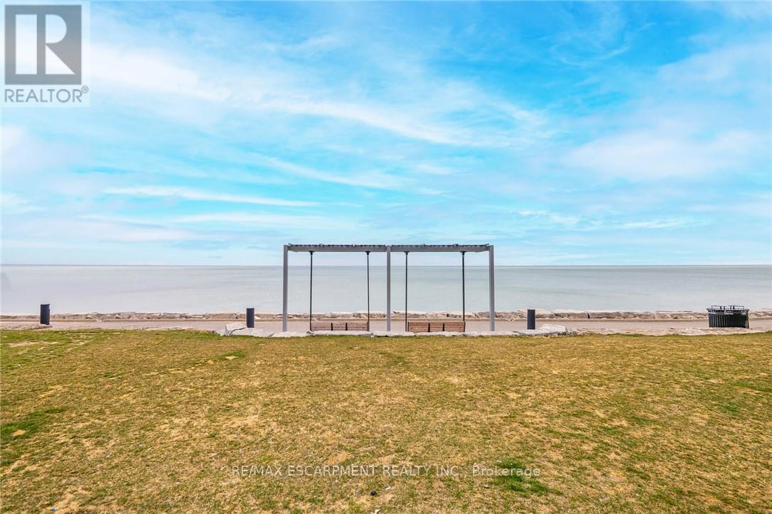 29 Esplanade Lane, Grimsby, Ontario  L3M 0H2 - Photo 31 - X12981730